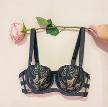 Load image into Gallery viewer, LINE LACE SET - BLACK