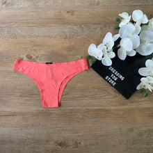 Load image into Gallery viewer, SEAMLESS BRAZILIAN BIKINI PANTIES