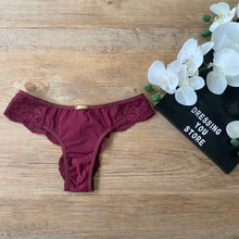 Load image into Gallery viewer, MICROFIBRE/LACE PANTY - WINE