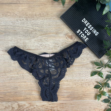 Load image into Gallery viewer, MARIA UNLINED LACE SET - BLACK