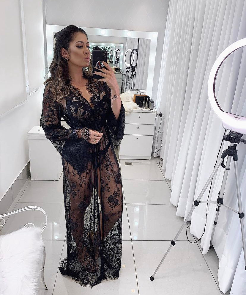 CHANTILLY LONG LACE ROBE - BLACK