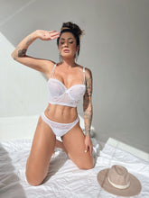 Load image into Gallery viewer, THESSIA LACE SET - WHITE
